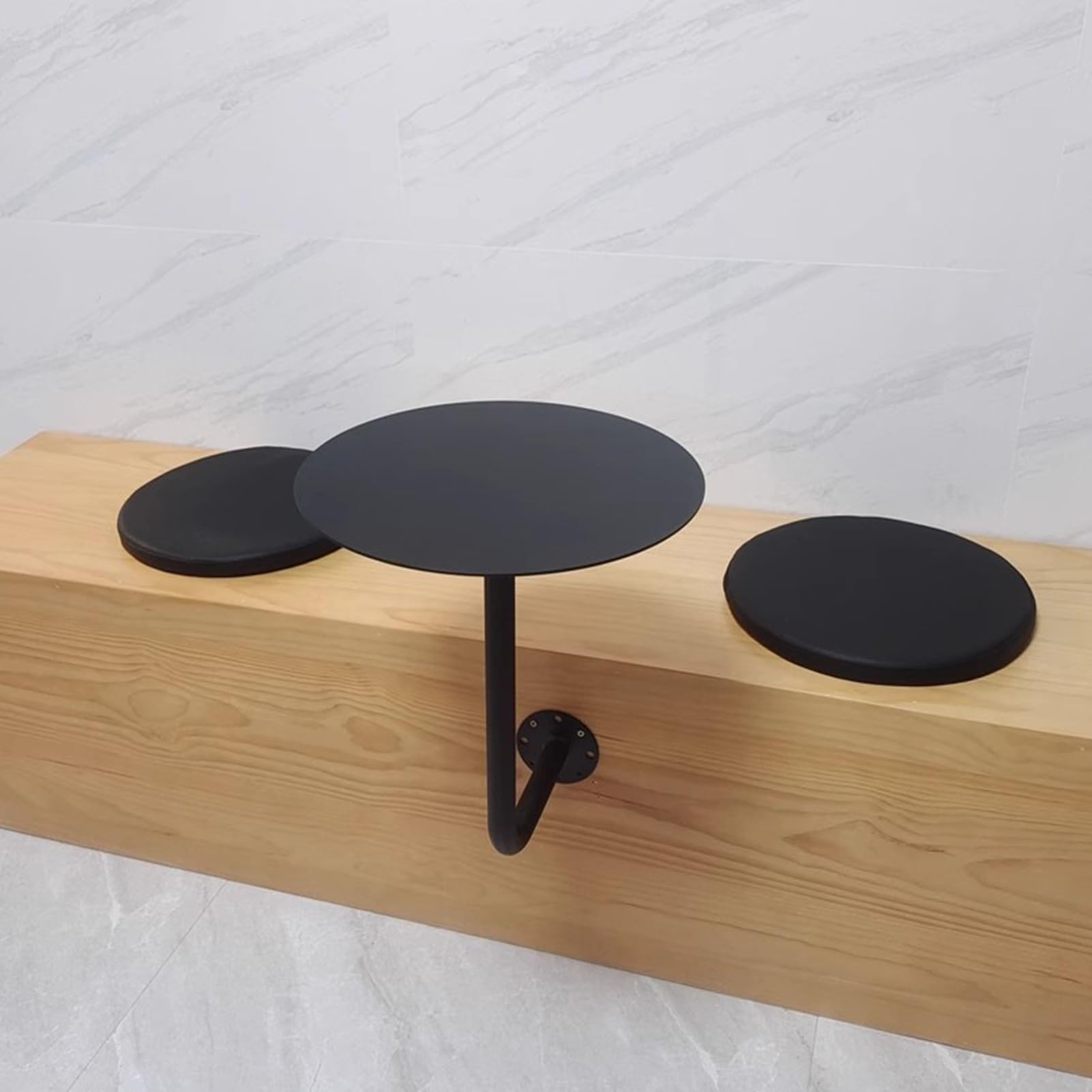 Amazon｜壁掛け式ラウンドサイドテーブル、ブラックメタル天板、モダン