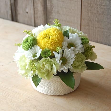 ハナノコト 選べる4色 お供え お彼岸 生花 アレンジ 花 お悔やみ 3sサイズ 高さ約13センチ ホワイト イエロー フラワーアレンジメント オンライン通販 ハナノコト 選べる4色 お供え お彼岸 生花 アレンジ 花 お悔やみ 3sサイズ 高さ約13センチ ホワイト イエロー フラワーアレンジメント オンライン通販