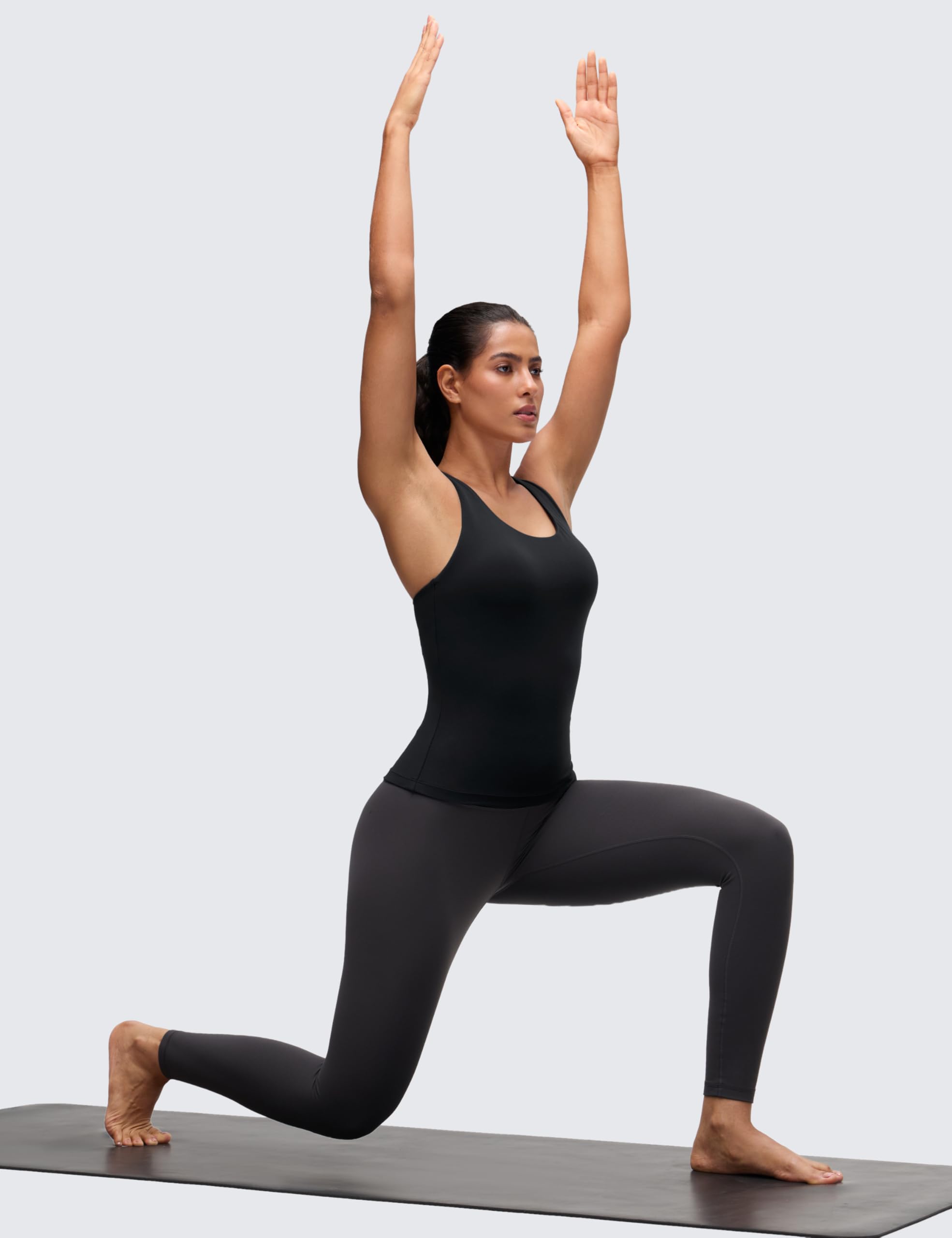 CRZ YOGA Damen Butterluxe Racerback Tank Tops mit Integriertem BH Sport Top Yoga Fitness Ärmelloses Oberteil