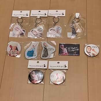 限定　スパリゾートハワイアンズ　2018　カレンダー　マヒナ千鶴 さん　グッズ Amazon.co.jp: 限定 スパリゾートハワイアンズ 2018年カレンダー