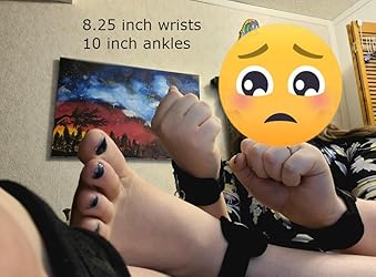 Amazon.com: SEXY SLAVE Bondage - Juego de restricciones sexuales para adultos, estricto kit de restricción de cama, juego de sujeción debajo del colchón con muñequera y tobillo, juego sexual BDSM para parejas, : Salud y Hogar