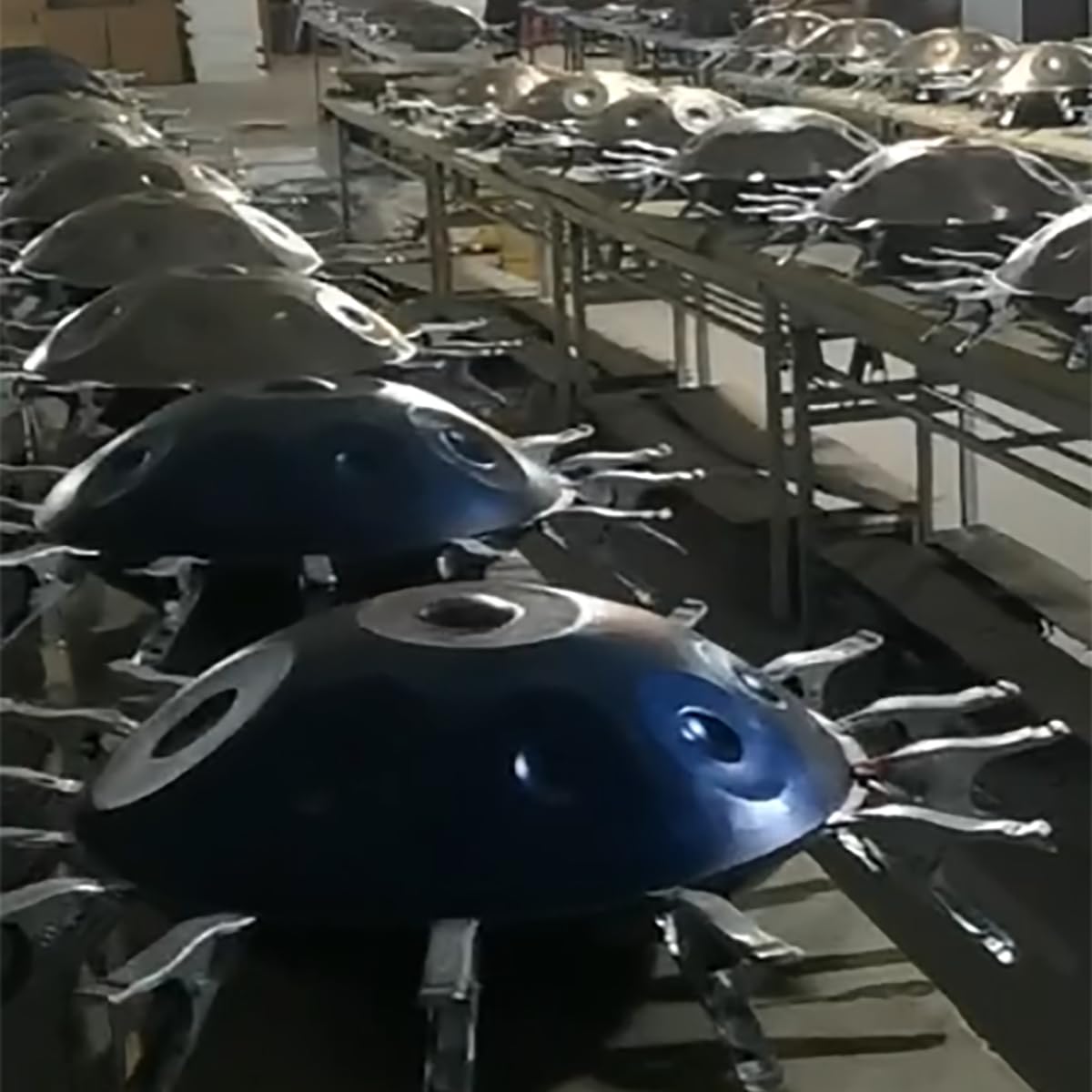 Instrument perkusyjny ręczny, D Minor 12 dźwięków 22" stalowy bęben ręczny z miękką torbą ręczną, 2 młotkami ręcznymi, stojakiem ręcznym, dla zdrowienia dźwięku, medytacji osobistej i relaksu 12Nuty