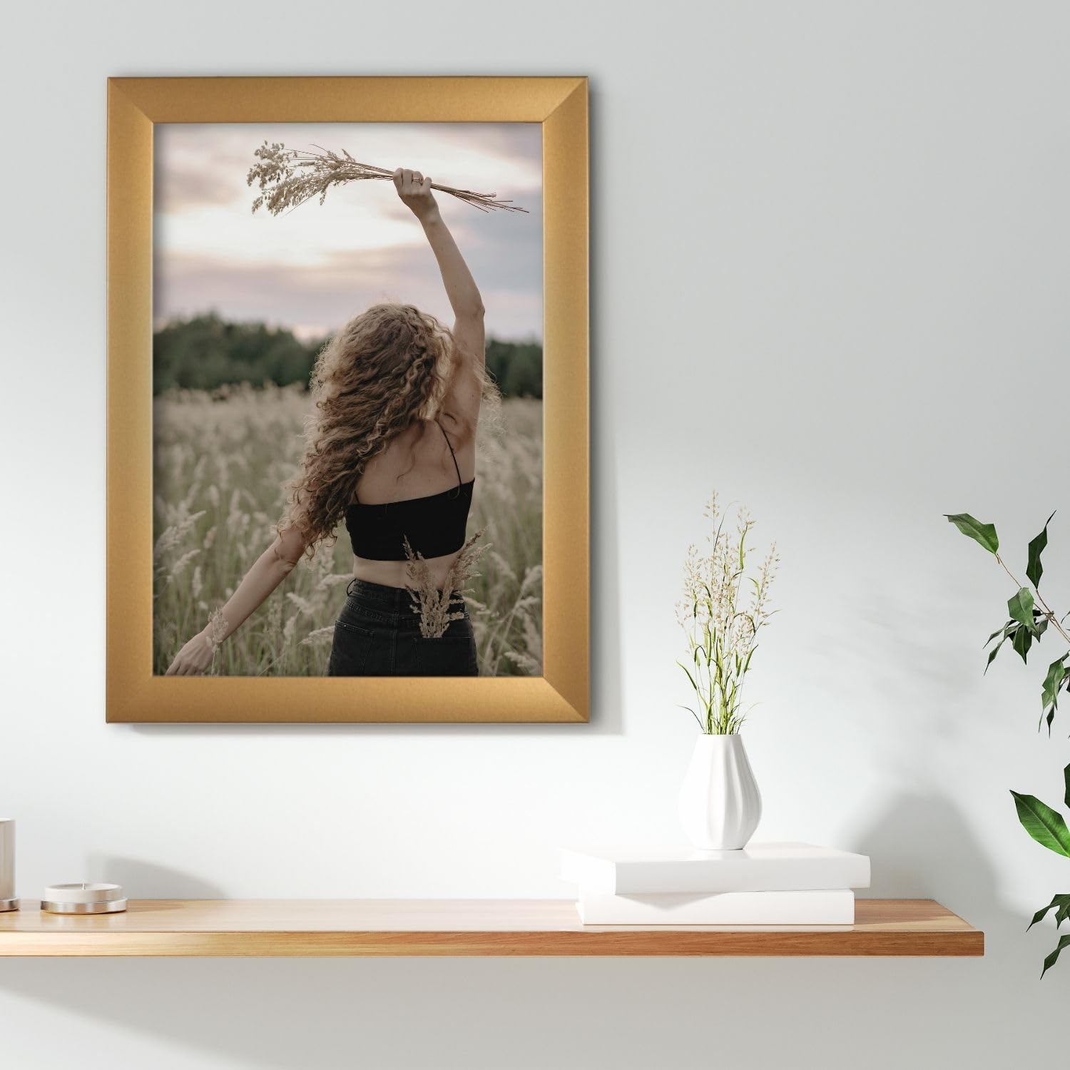Online-GalleryKing Marco de fotos de madera 68 x 96 cm en oro simple | Foto | Póster | Puzzle | Galería | Marco
