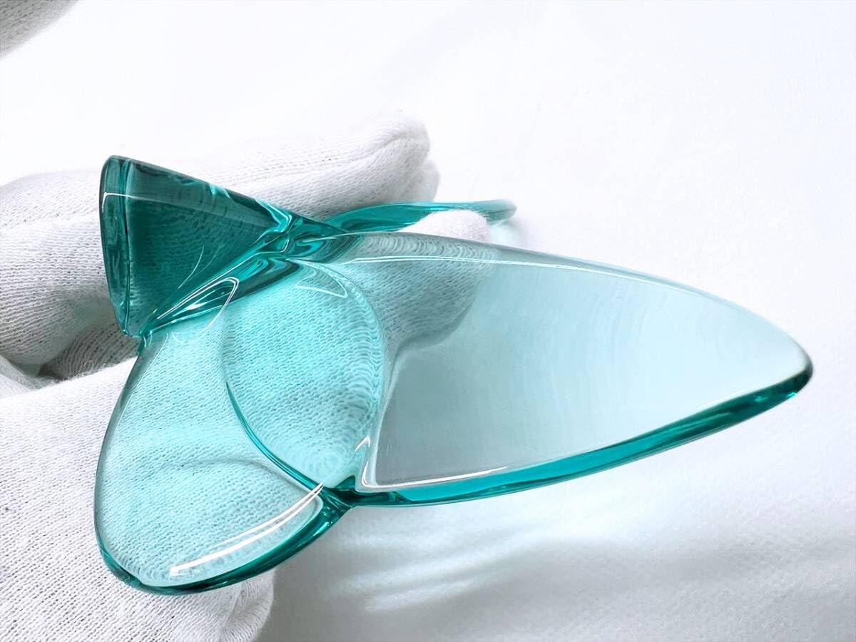 未使用保管　バカラ　ラッキーバタフライ　ペーパーウェイト　置物　2105932 Amazon.co.jp: 保管 Baccarat バカラ ラッキーバタフライ ペーパー