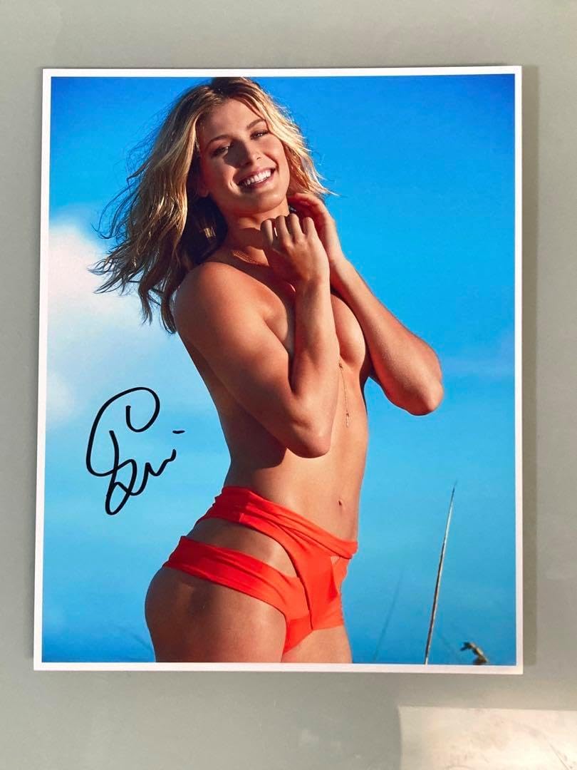 セール中…ウージニー・ブシャール直筆サイン入り超大型写真…プロテニスプレーヤー… セール中…ウージニー・ブシャール直筆サイン入り超大型写真…プロテニス