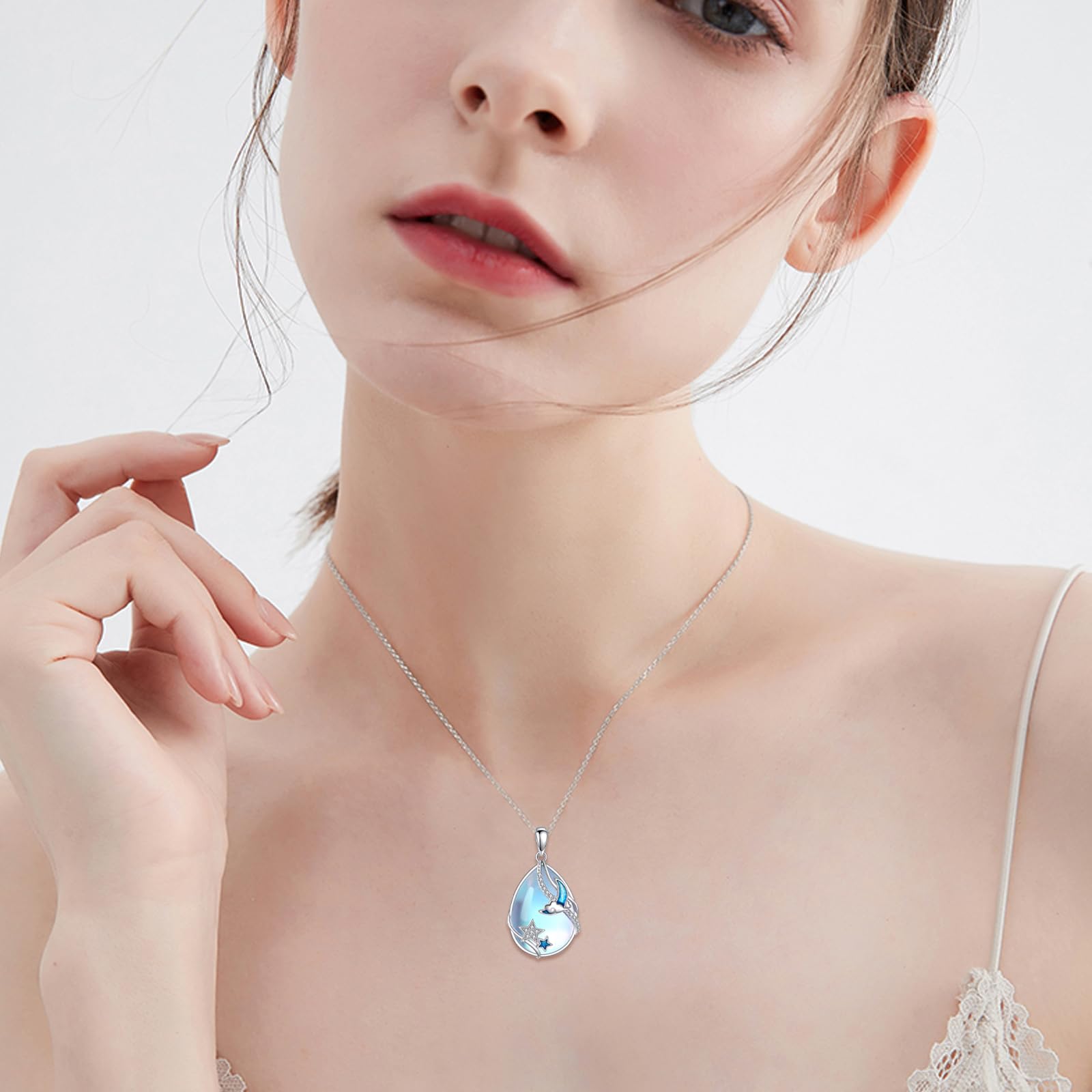 KQF Schmetterling/Fuch/Katze/Libelle/Ster/Quallen/Meerjungfrau/Eule Mondstein Kette für Damen Sterling Silber Schmetterling Mondstein Anhänger Kette für Damen Mädchen