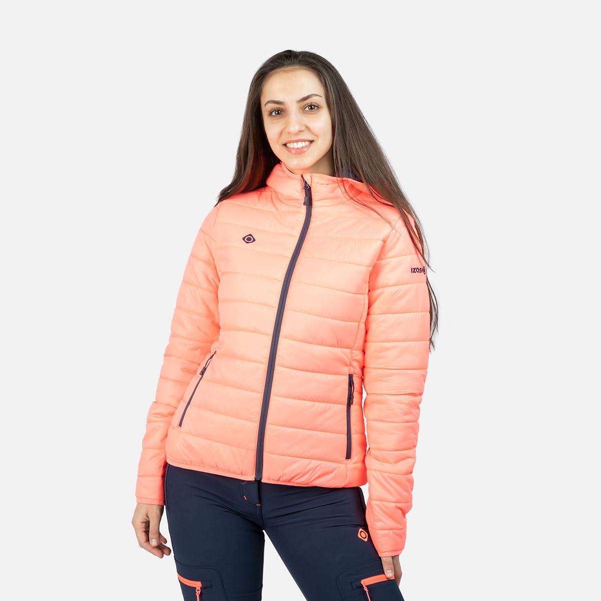 IZAS SINDU W Giacca Mount-Loft Ultraleggera da Donna. Resistente al Vento e all'Acqua. Traspirante e Termica. Con Cappuccio e Tasche Ventrali. Pieghevole in Tasca