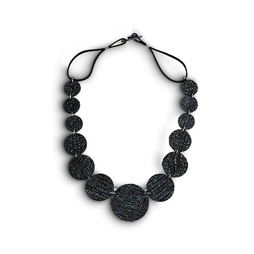 Banana Fiber Decrescent Necklace - Necklace for Women, Handmade Necklace, Eco-Friendly Pendant, Made in Brazil, Charm Jewelry, Women Artisan - Black