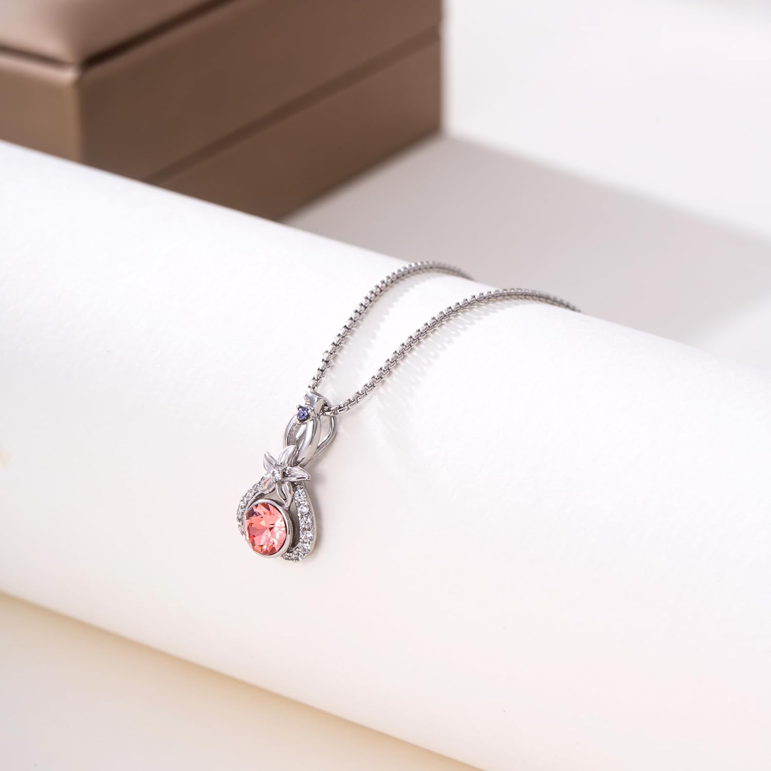 XUPING Crystal Necklace for Women Round Crystal Pendant Necklace Silver Flower Cubic Zirconia Necklace Anniversary Birthday Jewelry Gifts Valentine's Day Gift for Her Wife Mom Lady Daughte - Image 4