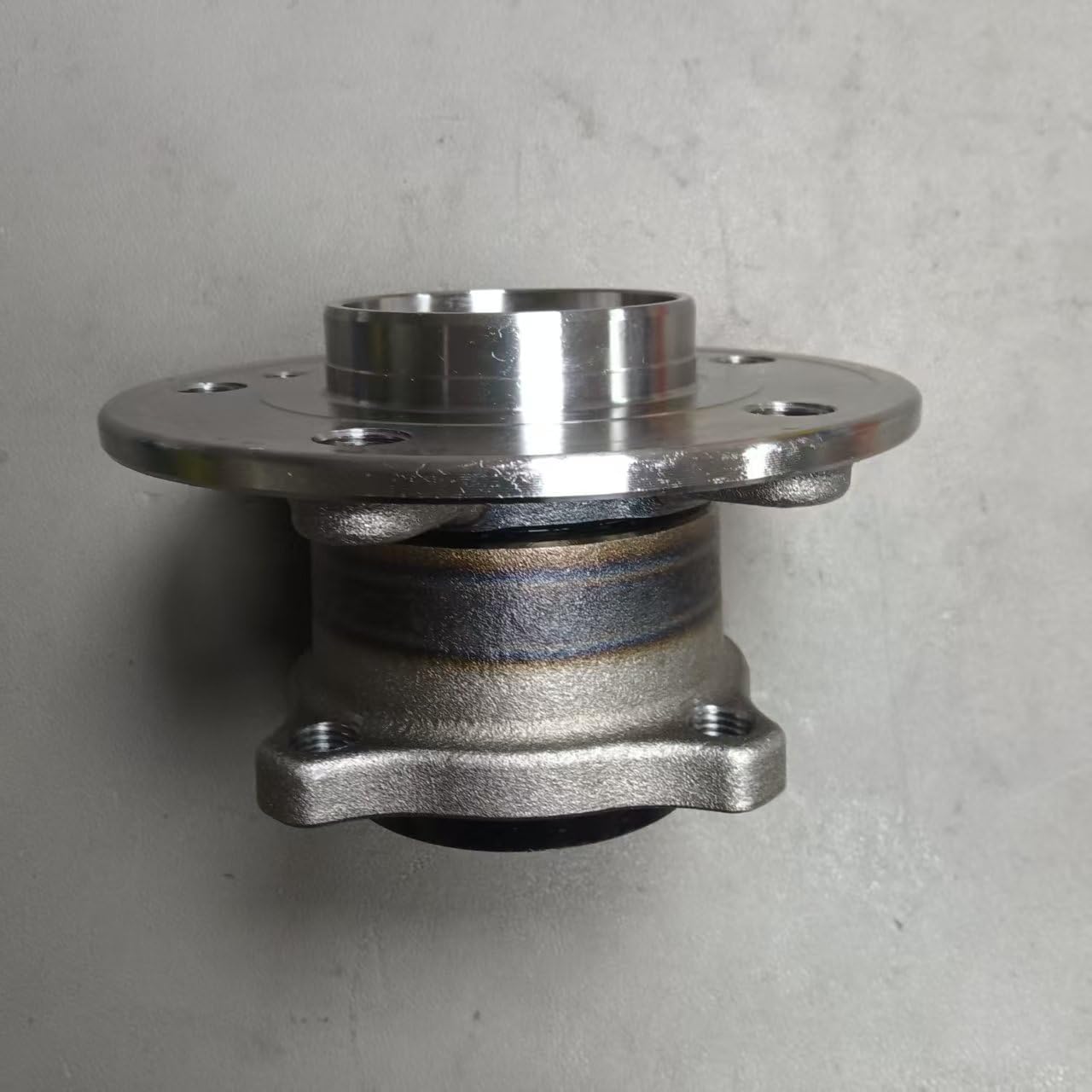 Compatible Rear The Wheel HUB Unit A2463340006 A2463340006
