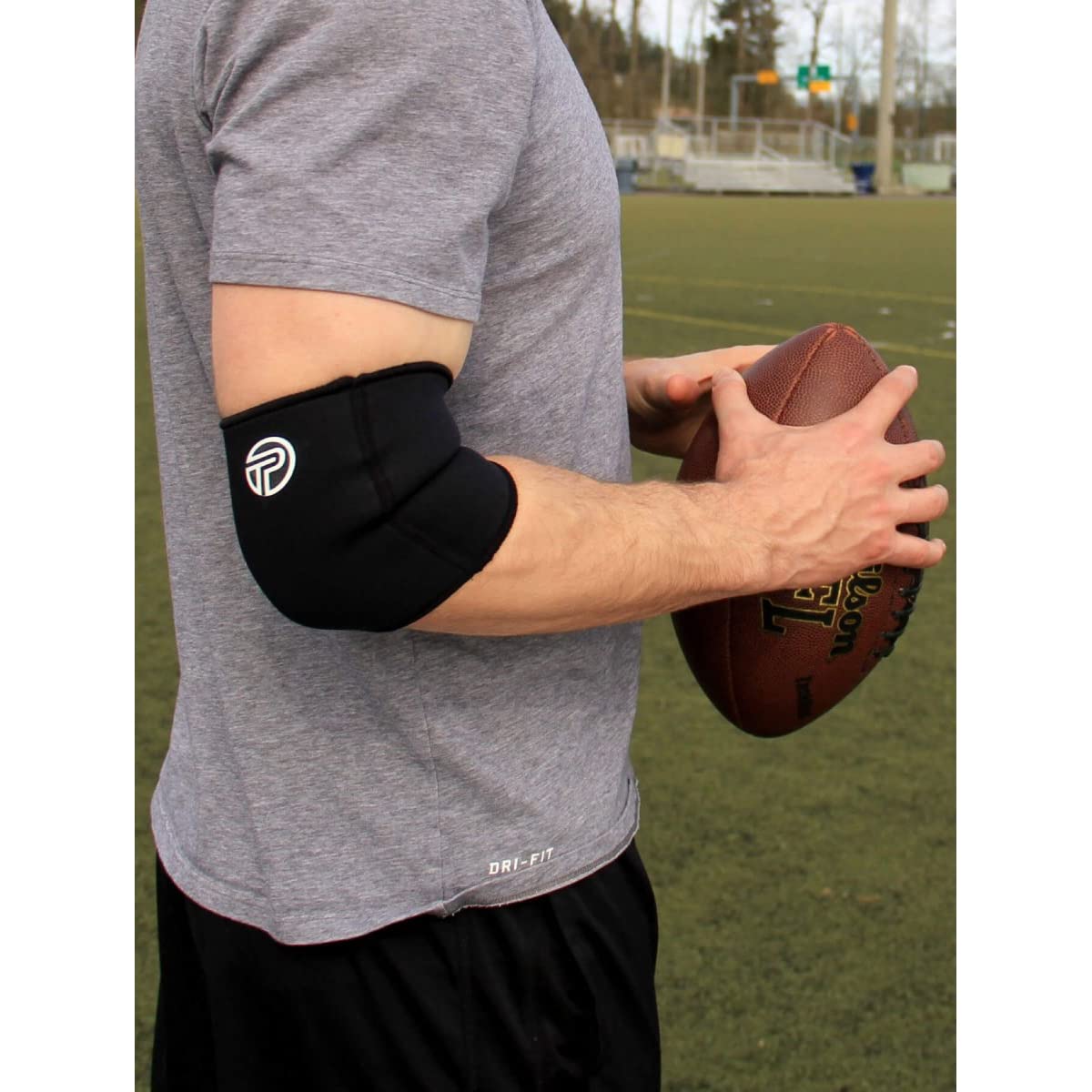 Amazon.com: Pro-Tec Athletics Elbow Sleeve, Small