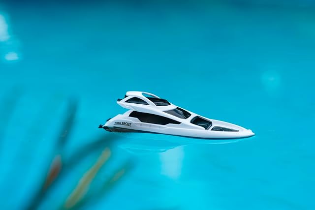 Foto 5 de 5 de Carson Nano Racer Yacht 2.4 GHz - Barco Teledirigido para Niños y Adultos, Incluye Mando a Distancia