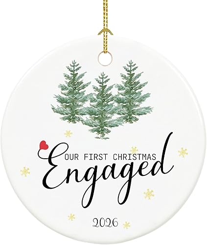 Adorno de compromiso 2025, adorno de compromiso para la primera Navidad 2025, regalos de compromiso para parejas, recuerdo de cerámica de 2.9