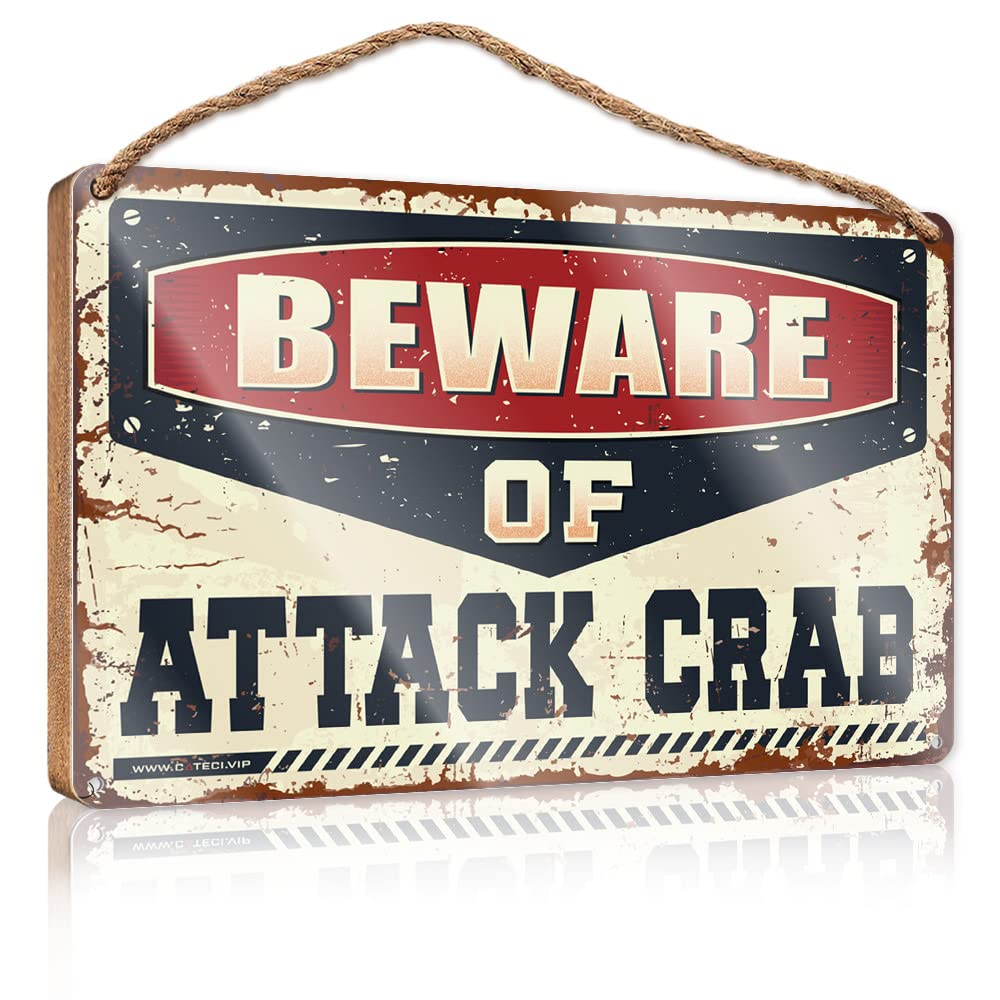 YYHLEH Wood Signs Decor Beware Of Attack Crab Wooden Sign(15X28CM)