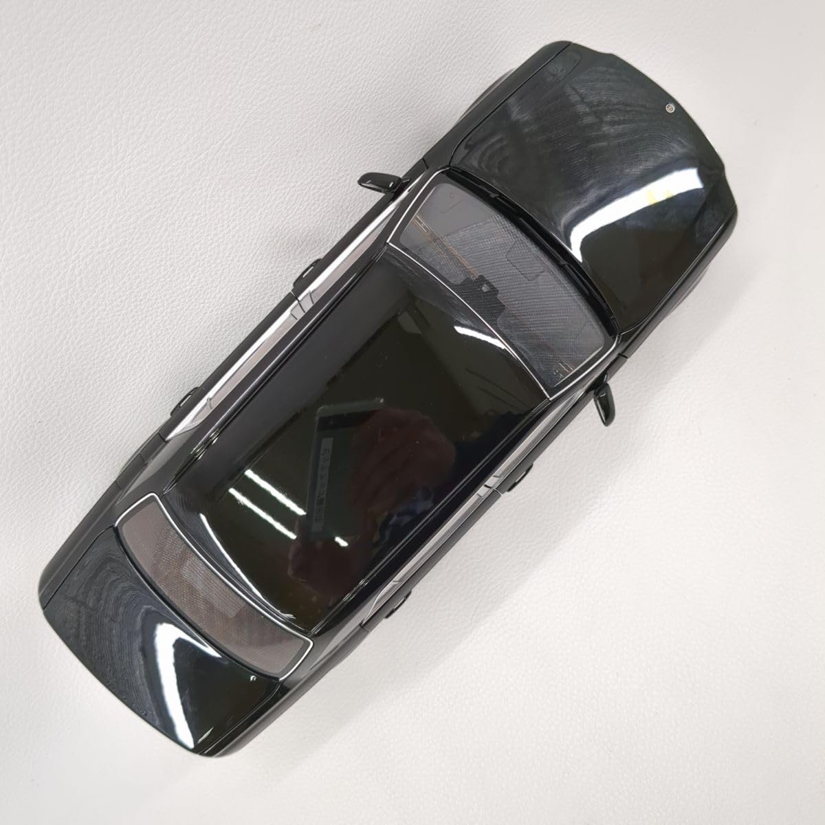 Amazon | 【】 AUTOart 1/18 CENTURY ブラック 78762 デカール欠損等有