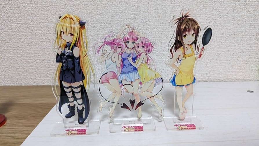 Toloveる原画展　アクリルスタンド　コンプセット Amazon.co.jp: ToLOVEる原画展グッズ。アクリルスタンド3種