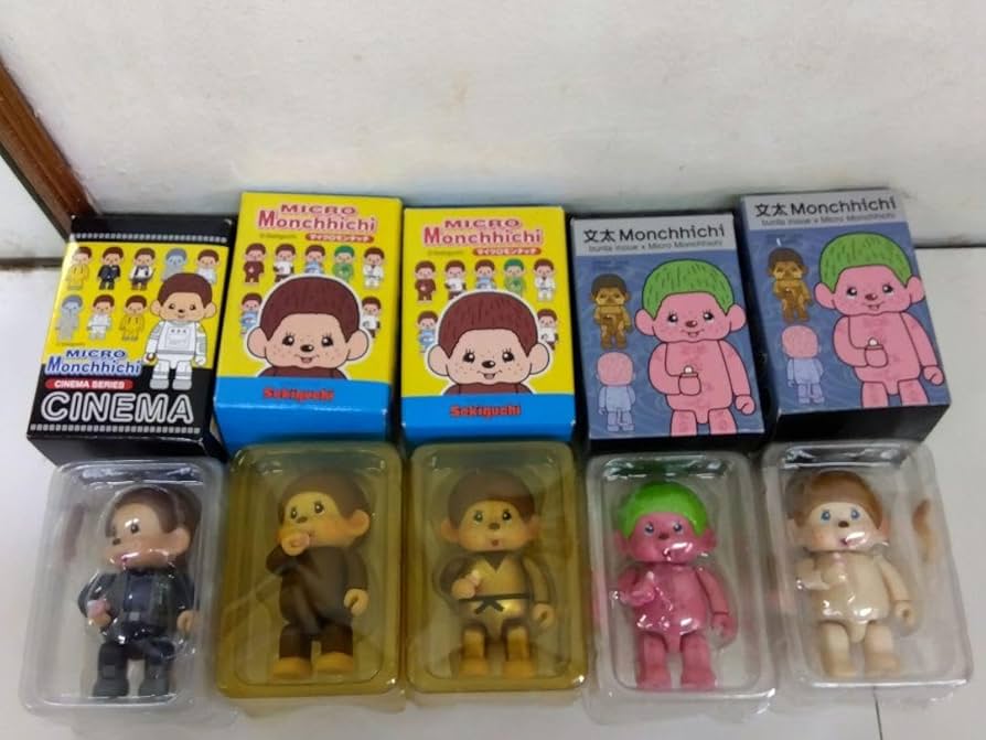 マイクロモンチッチ5体とキーホルダー2体 マイクロモンチッチ5体とキーホルダー2体