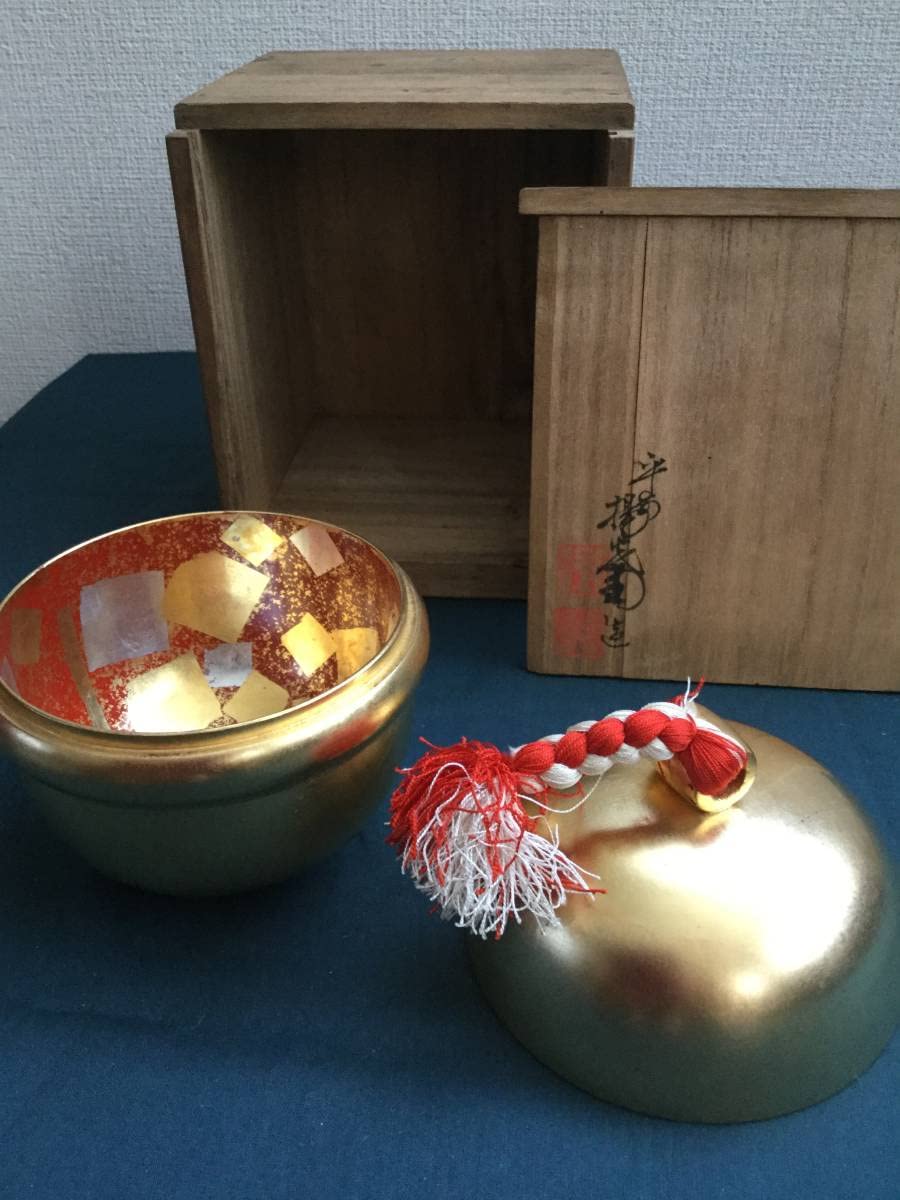 昭和レトロ 縁起物 茶道具 煎茶道具 菓子器 金鈴菓子器 鈴型 金鈴 置物 昭和レトロ 縁起物 茶道具 煎茶道具 菓子器 金鈴菓子器 鈴型
