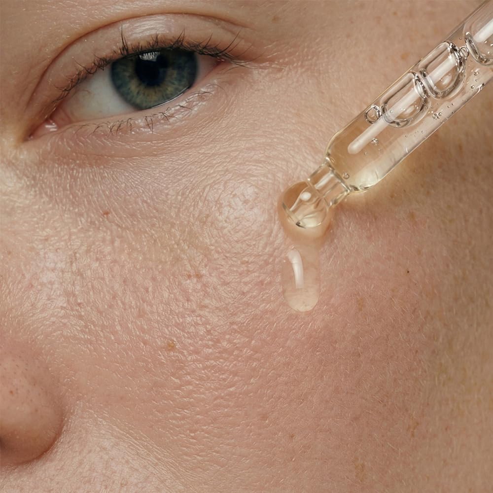 JUNGLÜCK Smoothing Peeling Serum – AHA 6,5%, BHA 2% & PHA 1,5% Gesichtspeeling mit 3-fach Säure-Komplex, für verfeinerte Poren & glatte, strahlende Haut, gegen Mitesser & Unreinheiten, 30ml