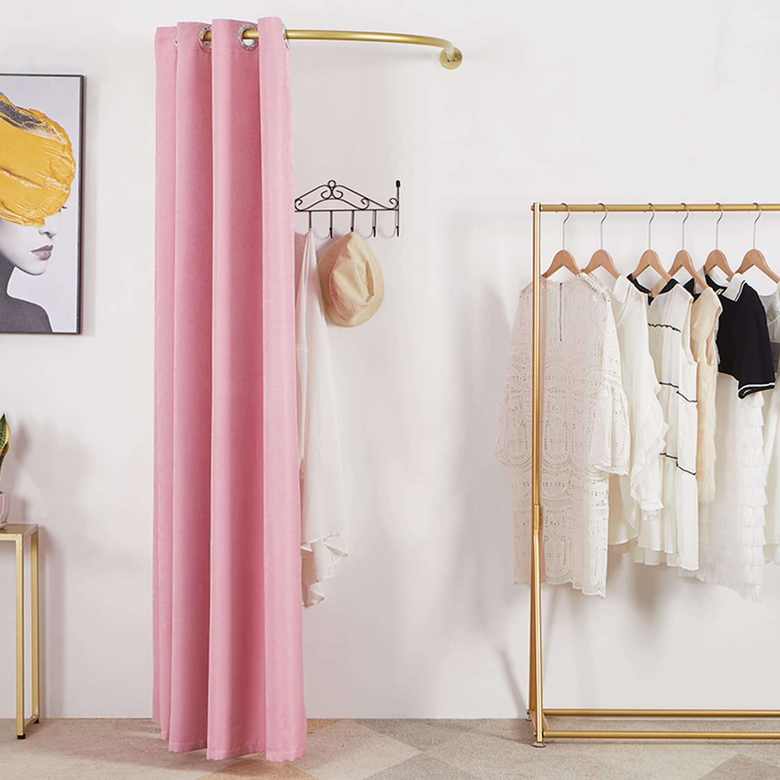 Vestiaire portable rose en U idéal pour cabine d'essayage de centre commercial