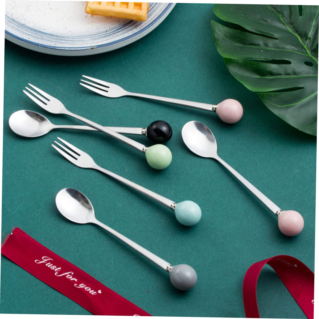 FUNOMOCYA 6pcs Creative Flatware Serving Forks Pancake Fork Tableware Cakes Fork Premium Quality Flatware Cocktail Forks Cake Forks Party Fork Mini Dessert Fork Cutlery Cheese Forks Black