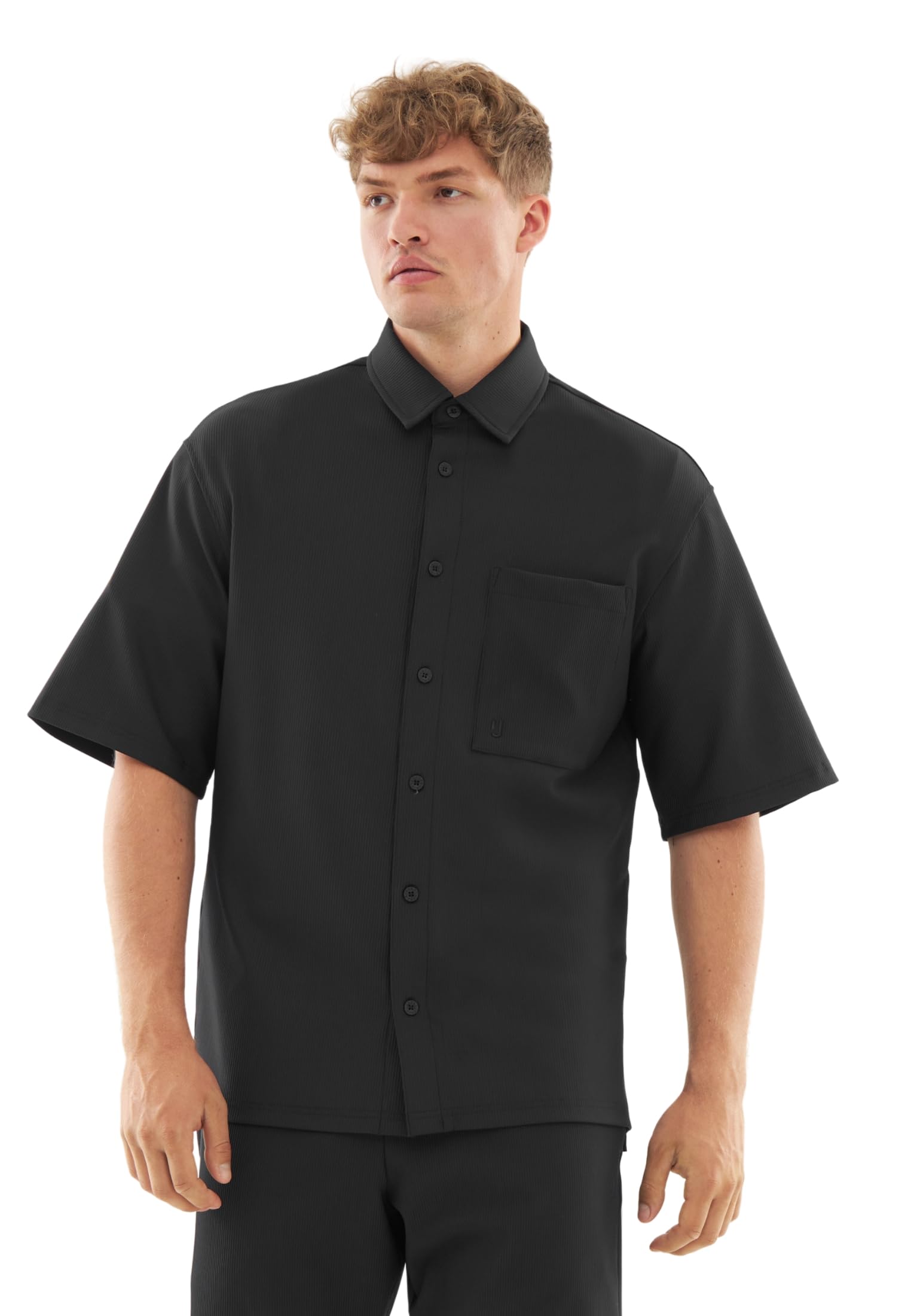 Johnny Urban Hemd Herren Kurzarm - Mason - Oversize Kurzarmhemd mit Brusttasche - Casual Shirt für Sommer, Urlaub, Festival - Freizeithemd mit 240 GSM - Einfarbig