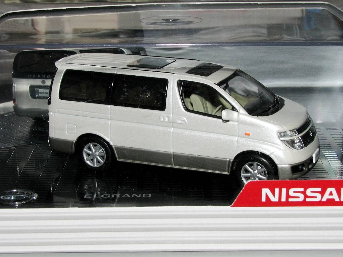 Amazon | □日産自動車特注 1/43【日産 エルグランドE51