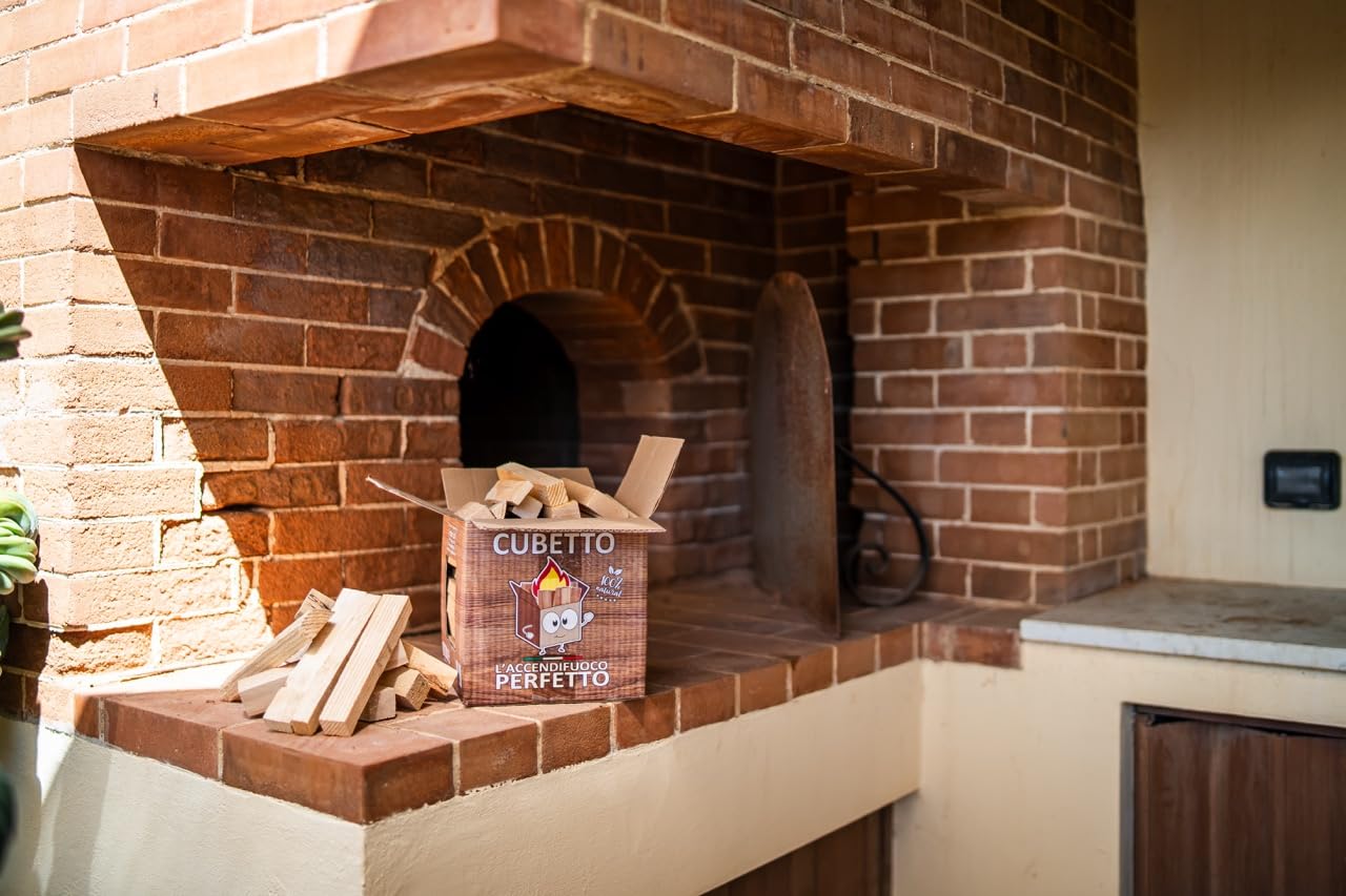 CUBETTO FEMIRO Legnetti Accendifuoco Faggio e Abete – 1 Scatola da 4 kg – Accendi Camino per Camini, Stufe, Forni e Barbecue – Confezione Pulita e Compatta