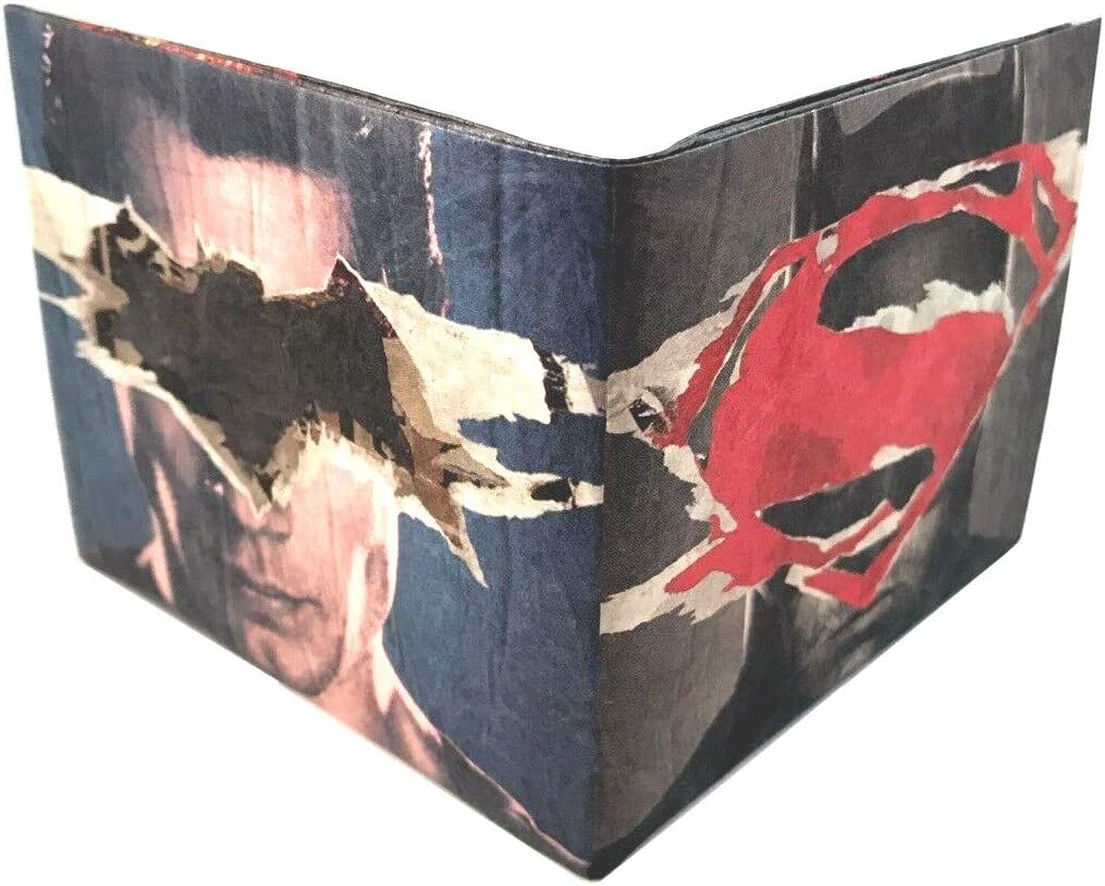 mighty walletMen's Ultra Thin Strong Tyvek Wallet by Dynomighty - Batman vs Superman Loot Crate March 2016