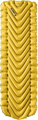KLYMIT Static V - Colchoneta inflable ligera para dormir, cómoda, fácil de inflar, colchón de aire para camping para mochileros y senderismo, color
