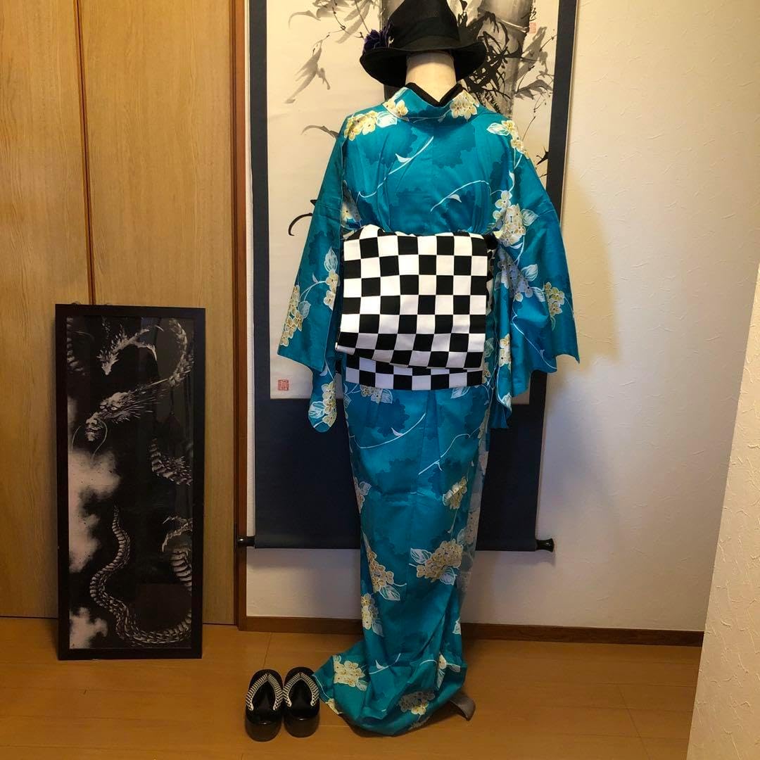 着物10 逸品!! 正絹 訪問着 【本塩沢】幾何学 市松 格子 楕円形 ギザギザ