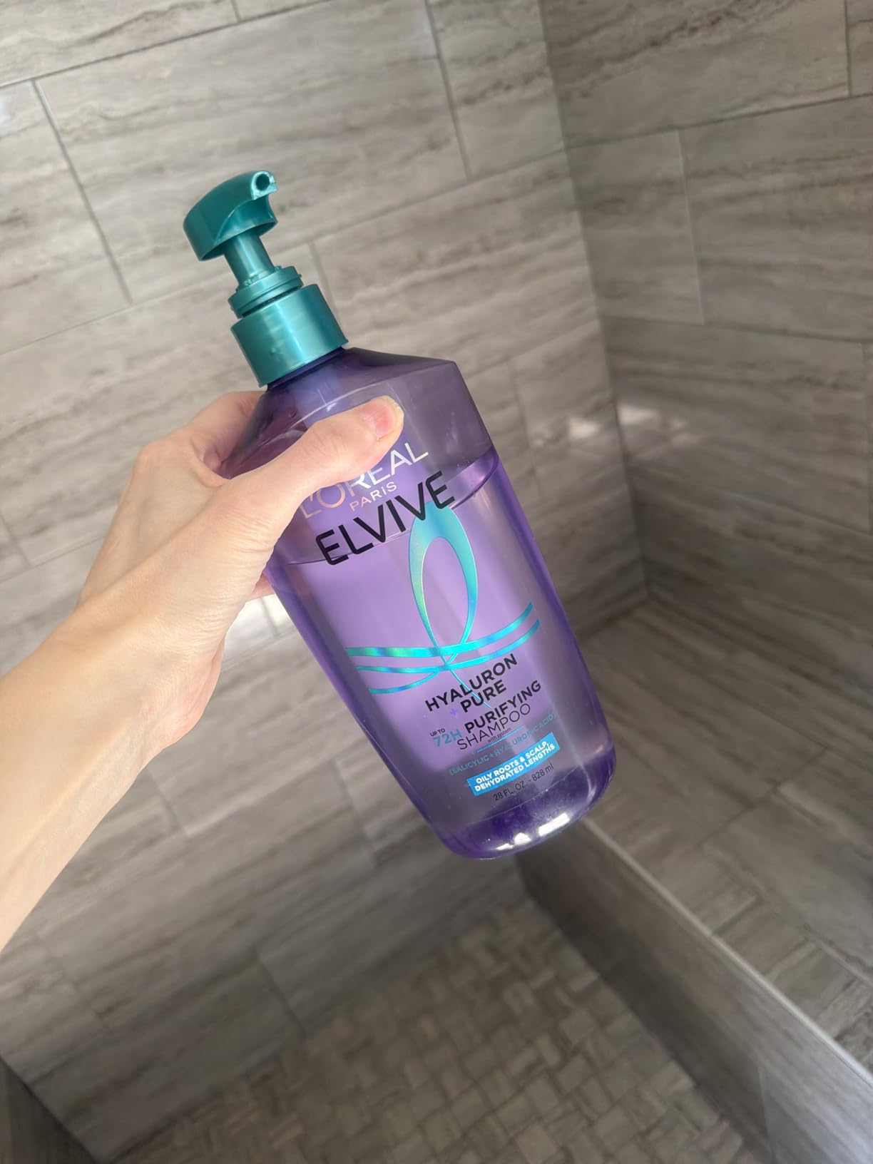 L'Oreal Paris Elvive Hyaluron + Pure 72H Purifying Shampoo for Oily Hair, Clarifying Shampoo with Salicylic Acid and Hyaluronic Acid, 28 Fl Oz