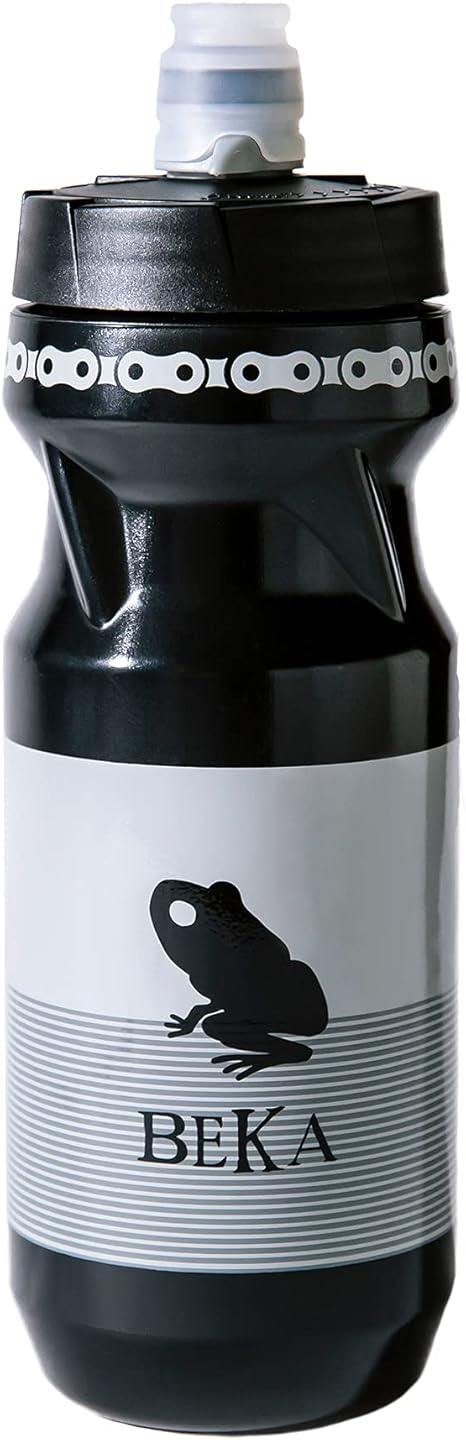 Amazon Co Jp Beka ベーカ おしゃれ デザイン スポーツ ウォーター ボトル 容量 610ml 水筒 ロードバイク サイクリング 自転車 Mtb マウンテンバイク ランニング 登山 山登り 通勤 スポーツ 使いやすい Puszta プスタ 円周 23cm スポーツ アウトドア