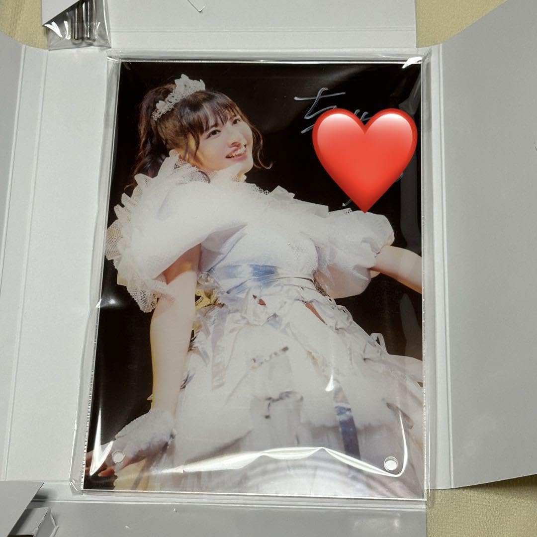 Amazon.co.jp: フルーツジッパー 鎮西寿々歌 アクリルパネル 直筆  