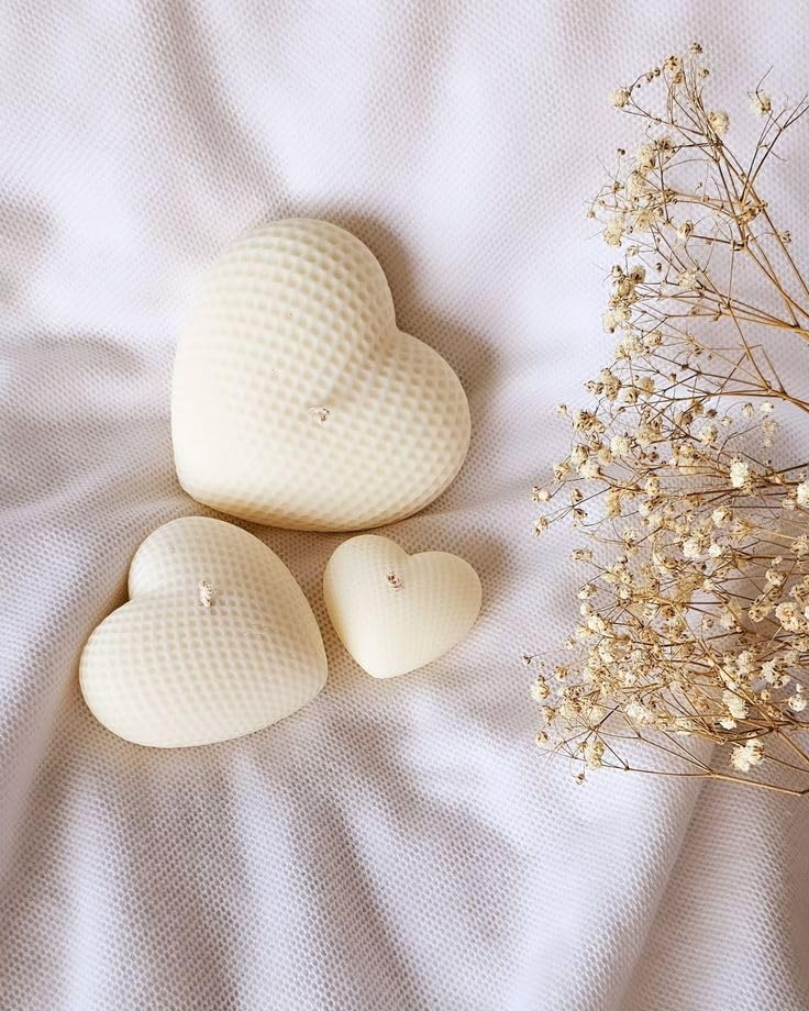 Writtini Heart-Shaped Scented Candles Set of 4 | 12 Hours Burn Smokless | 24g Each, Vanilla & Rose Fragrance, White Grid Texture, Romantic Aromatherapy Candles for Decor, Gifting, Romantic Nights 4