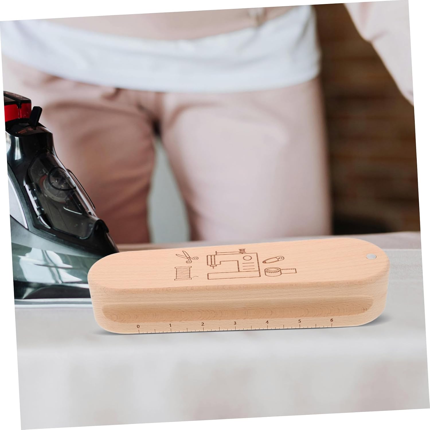Levemolo Hardwood Ironing and Quilting Tool for Flattening Ergonomic Handheld Pressing Block Even Pressure for Seam and Point Pressing for Sewing Projects