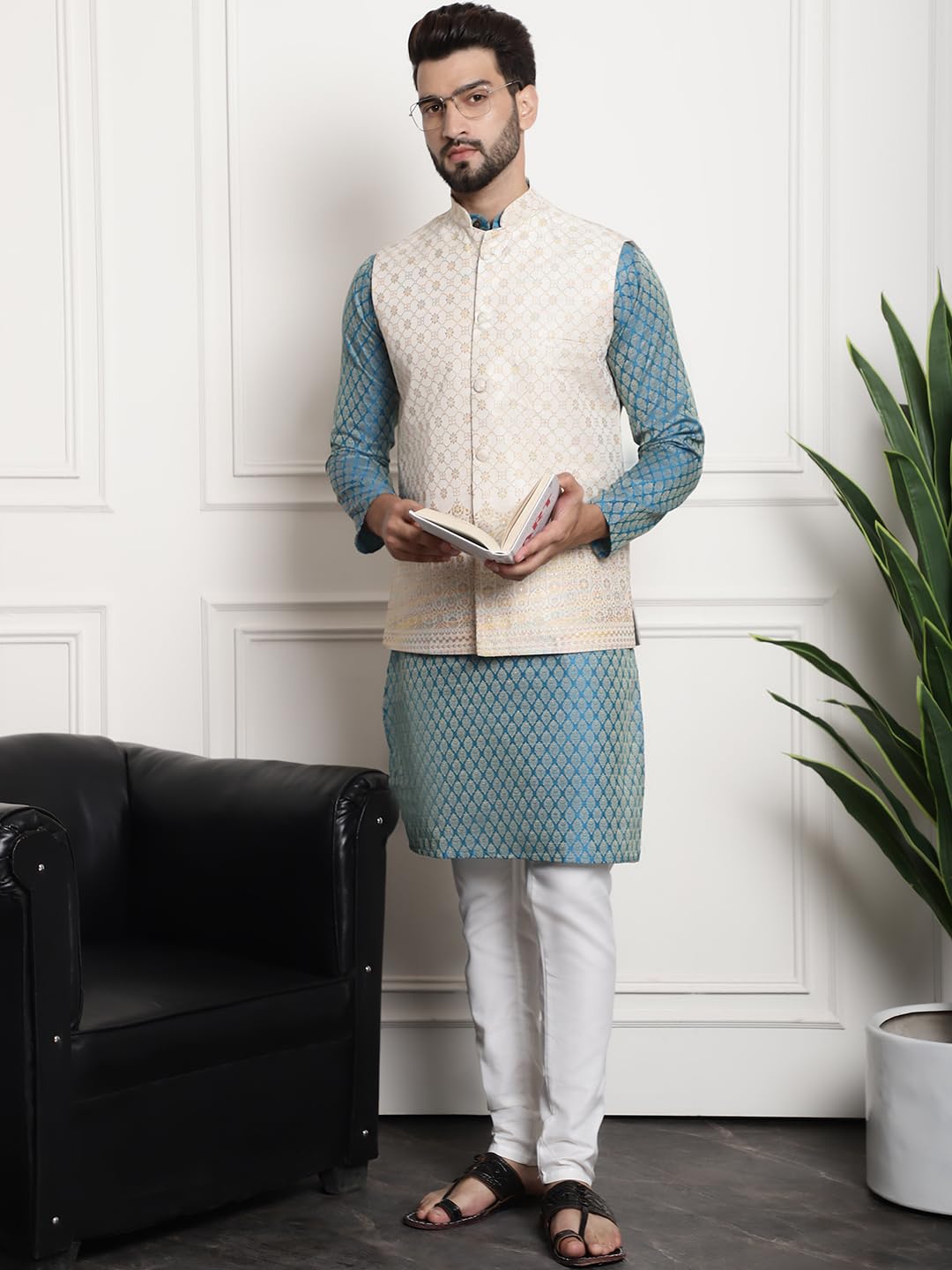 Sojanya (Since 1958 Men's Jacquard Silk Tgreen Kurta And Off-White Pyjama With Cream Nehru Jacket