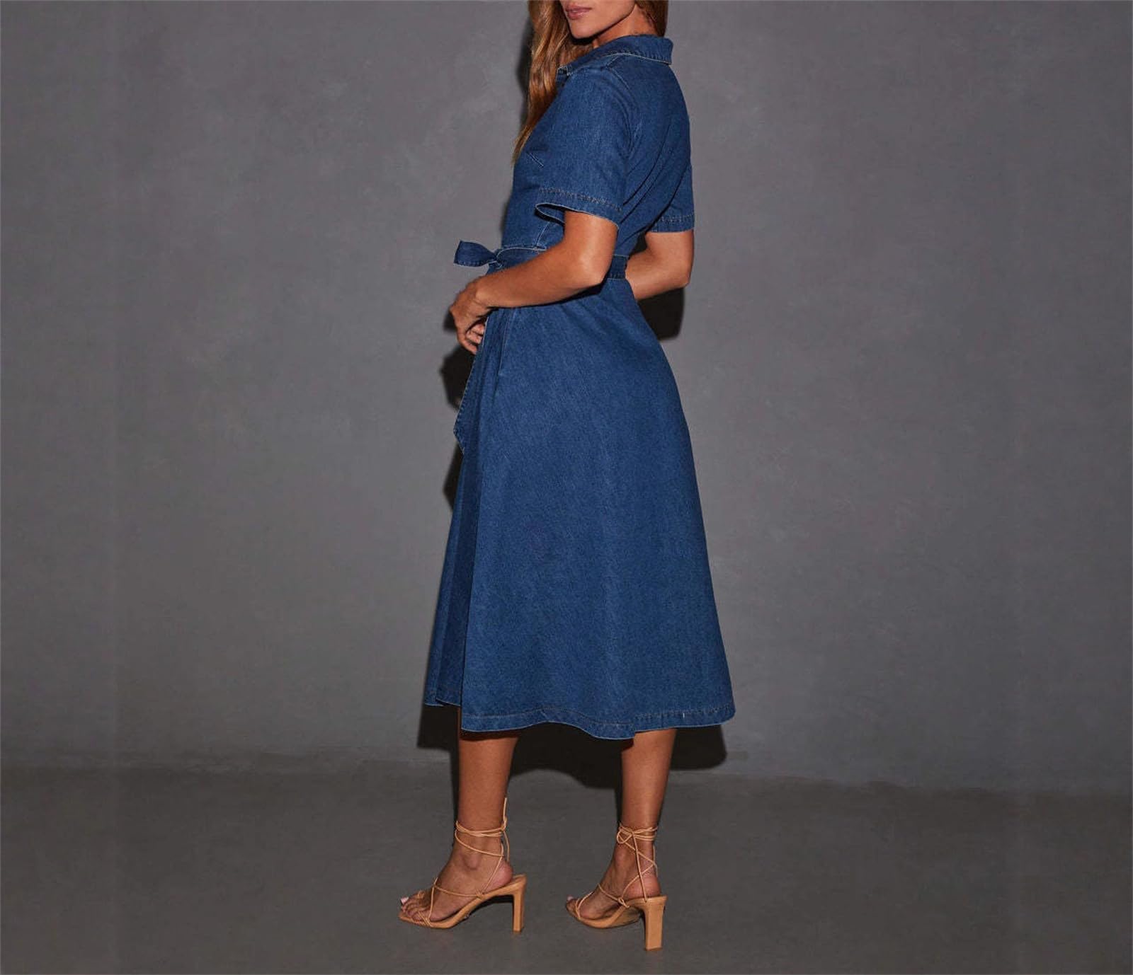 Abito estivo da donna, a maniche corte, con cintura, in denim, con tasche | Abito con scollo a V in jeans con bottoni e cintura, a maniche corte, casual, elegante, con tasche