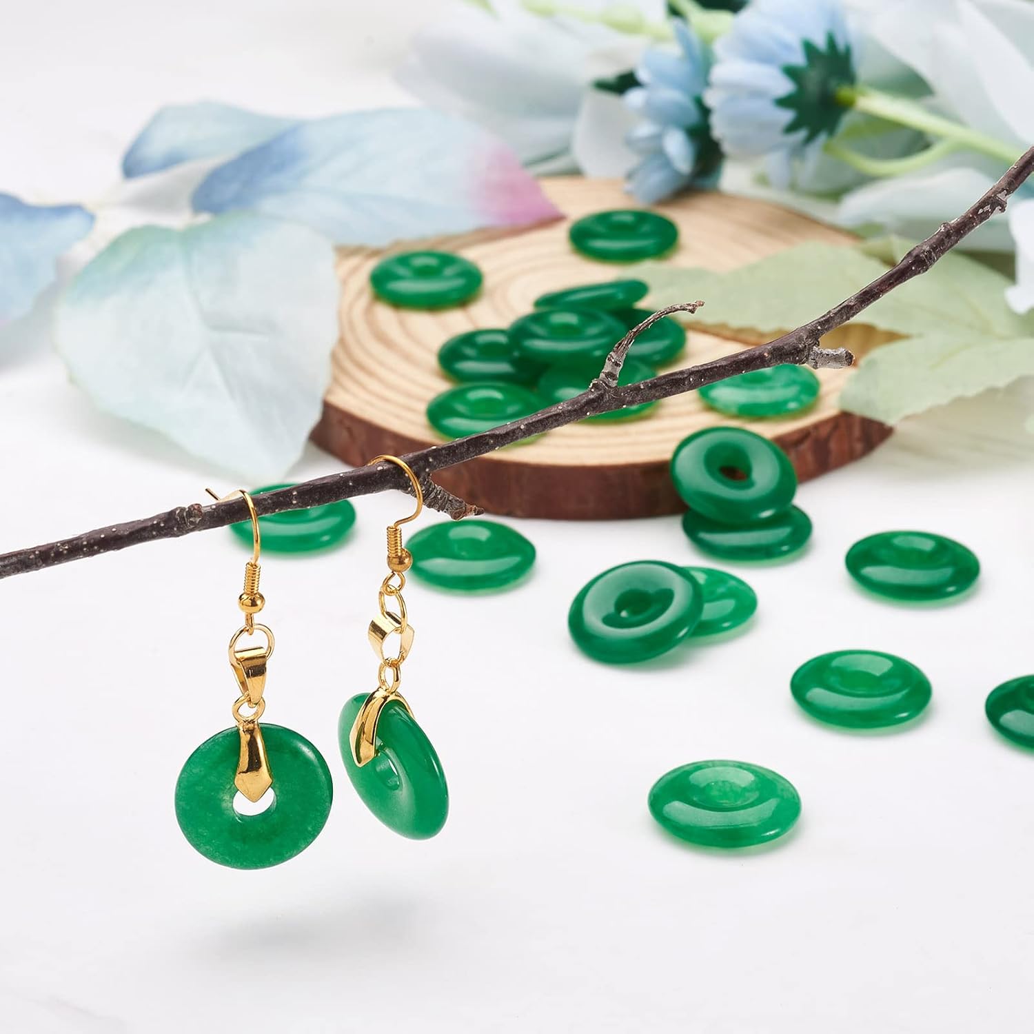 Fashewelry 20Pcs 20mm Jade Pendants Natural Gemstone Charms Large Hole Healing Chakra Jade Stone Beads Green Donut Beads Flat Round Charms for Men Jewelry Craft DIY Making Supplies