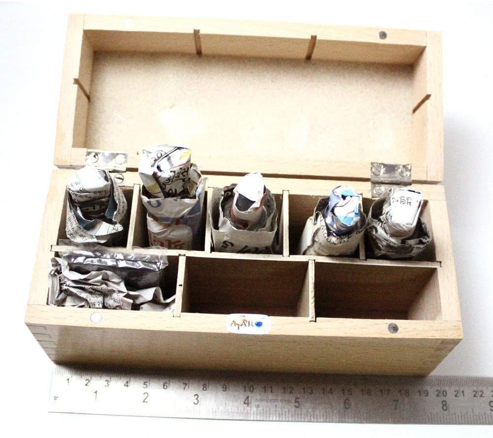 1 Gold Testing Kit Incluted with 5 Pcs Acid Glass Bottle (without Acid) and 1Pcs Gold Testing Stone.