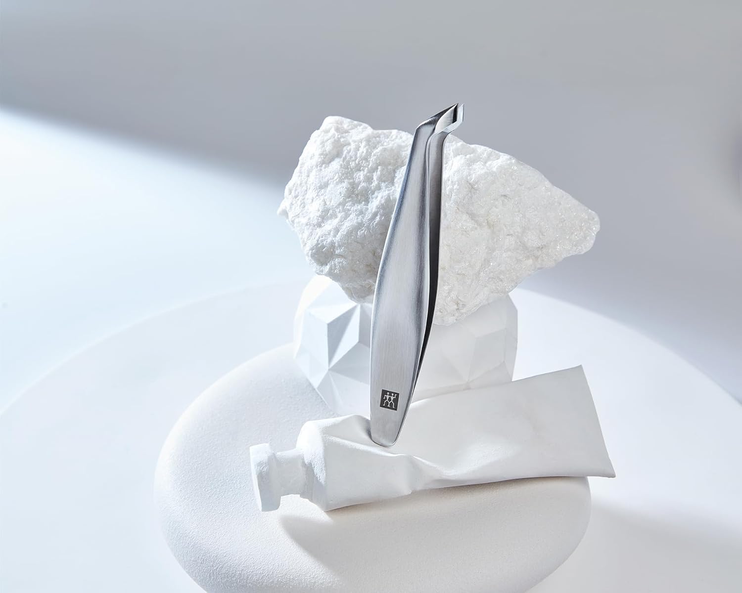 ZWILLING Tronchesino per cuticole (rimozione precisa dei residui di cuticole, bordi taglienti e angolati, ipoallergenico), finitura opaca, premium, argento