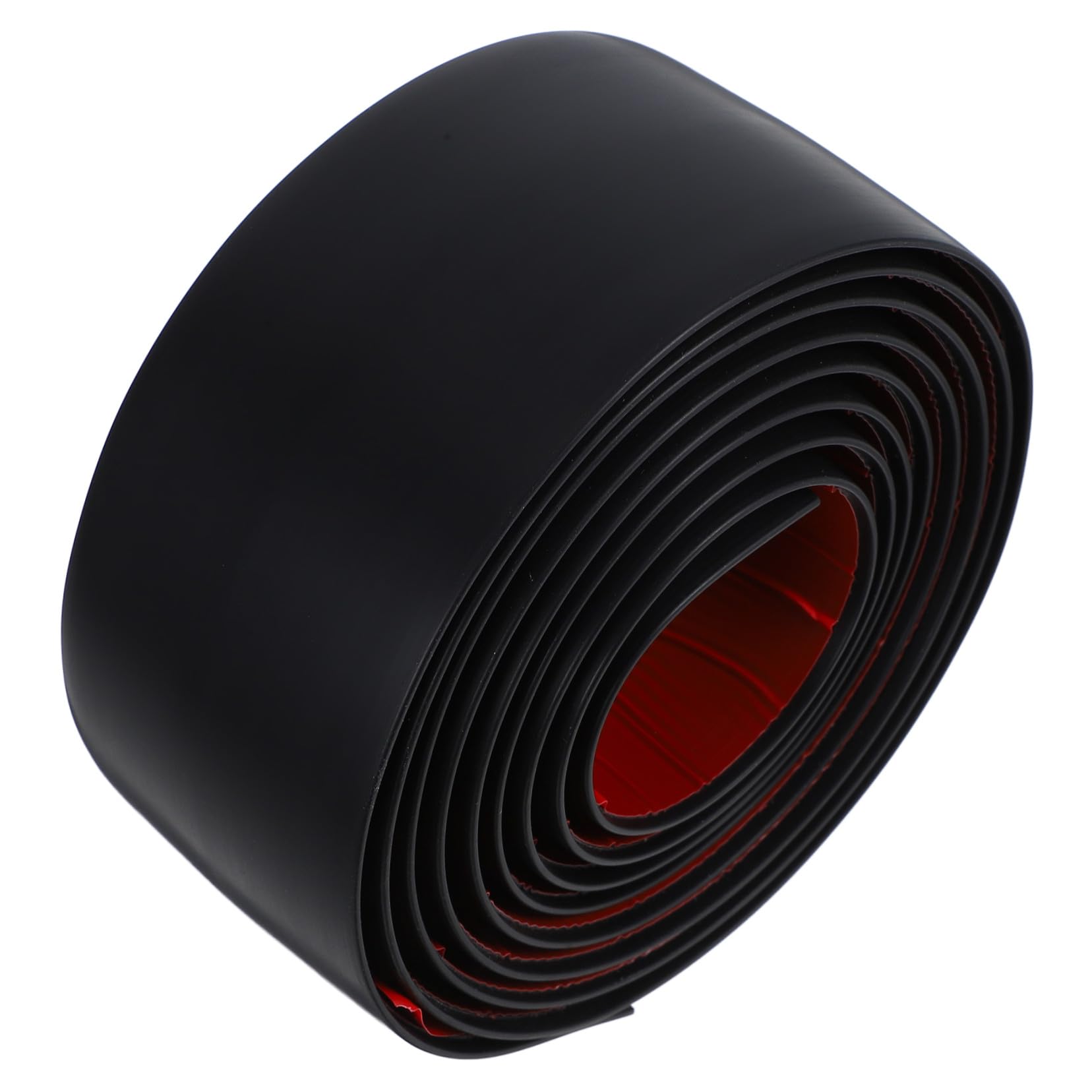 Bande de transition de sol PVC pour sécuriser le passage entre tapis et carrelage de cuisine