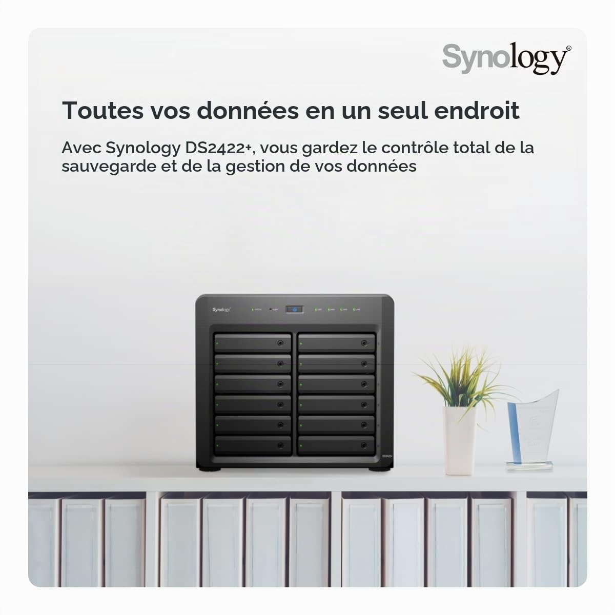 Synology DS2422+ Boitier NAS pour 12 DD 3.5/2.5p 2.2GHz QuadCore 4Go 4LAN GbE USB3