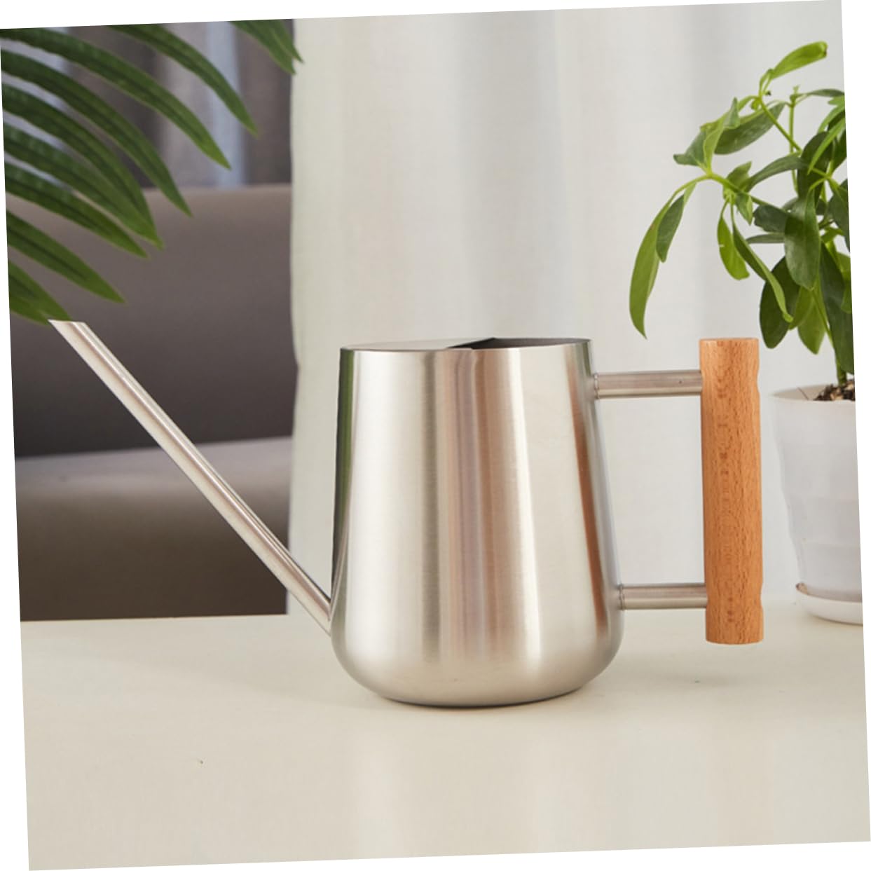 Regadera De Inoxidable Mango De Madera para De Interior y Jardín para Riego De Flores y Colgantes Portátil y De Usar