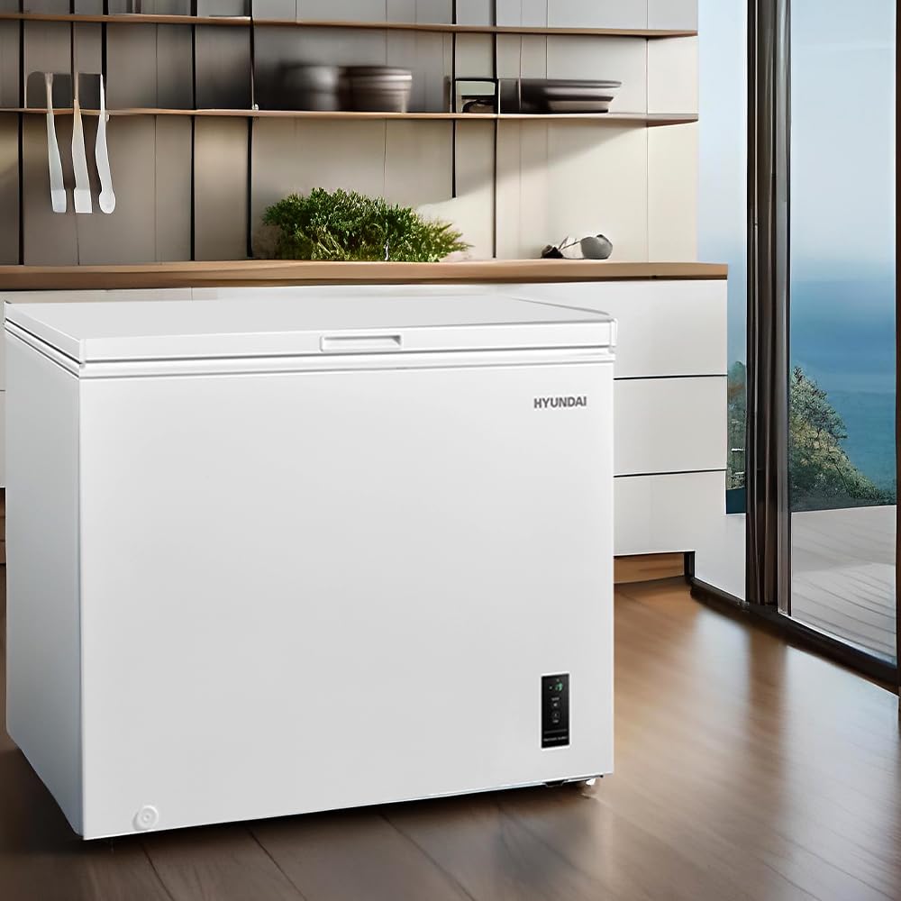 Hyundai Congelador Horizontal Blanco HCH300EDW00. Capacidad 290 Litros, 2 Cestas, Bajo Nivel Sonoro, Eficiencia Energética Clase E