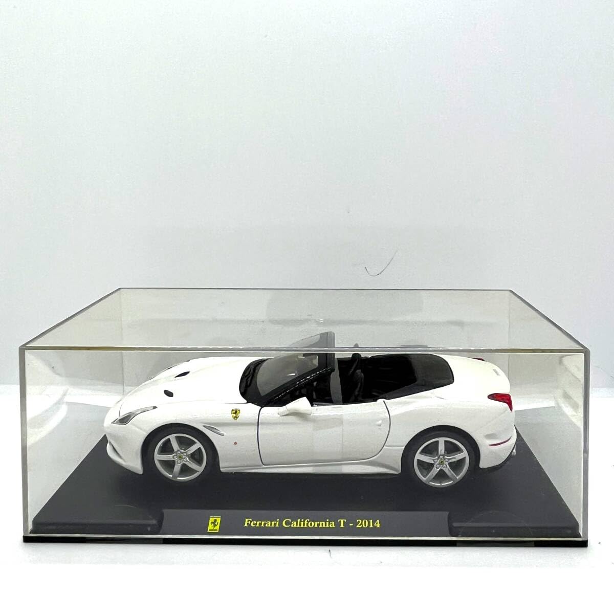 Amazon.co.jp: 未使用品 レーシングカー フェラーリ カリフォルニア T