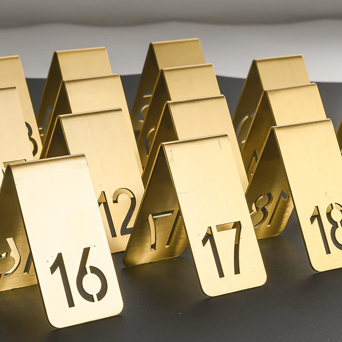 Tafelnummers van 1-60 | VKF Renzel BV
