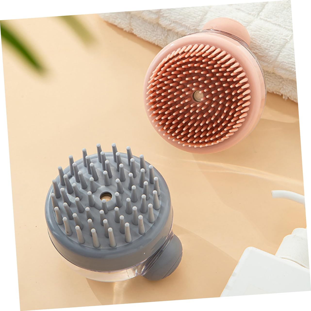 ifundom Pet Bath Brush with Shampoo Dispenser Cat Grooming Massage Brush for Cats Soothe Fur for Relaxing Bathing Experience