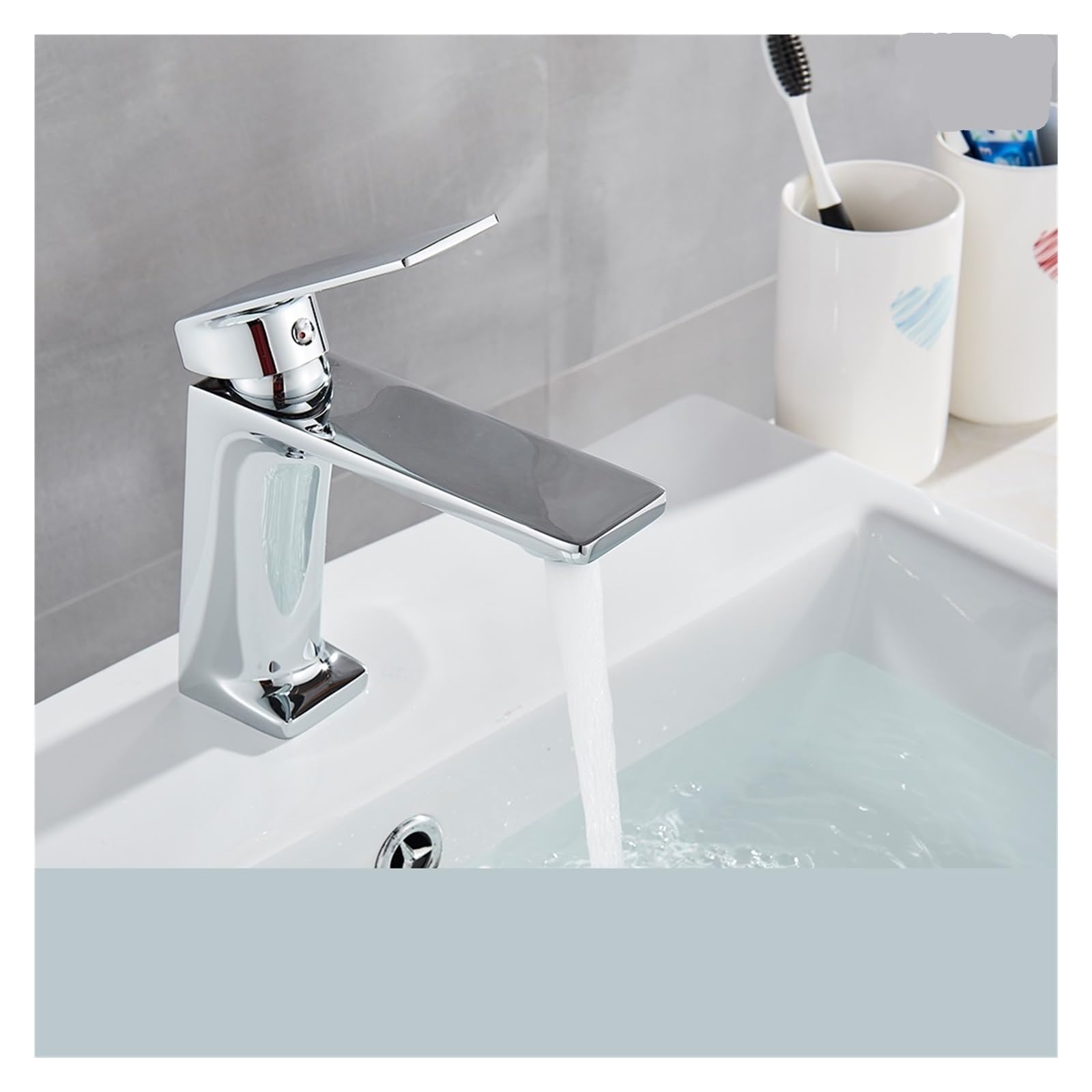 Robinet de lavabo en laiton de qualité supérieure avec finition chromée durable
