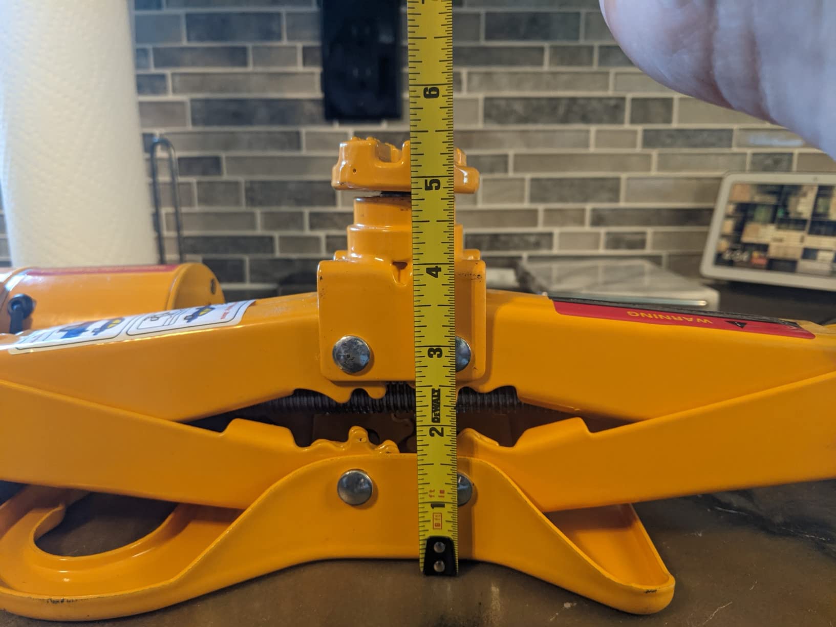 20/mo Finance Trihelper Electric Car Jack Kit 12V Trailer Floor